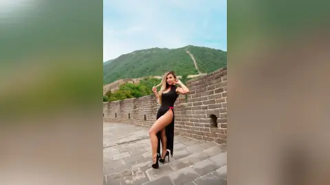 GabyPastori — chinese wall