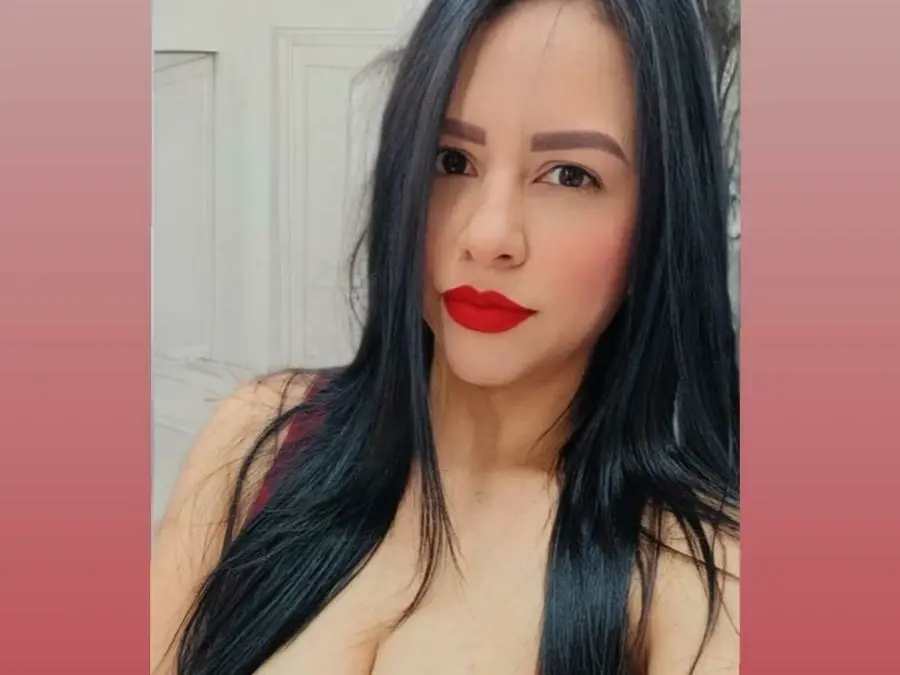 KellyyJoness