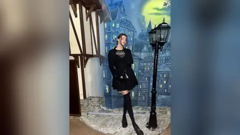 AntoinetteCurtis — was at the theater