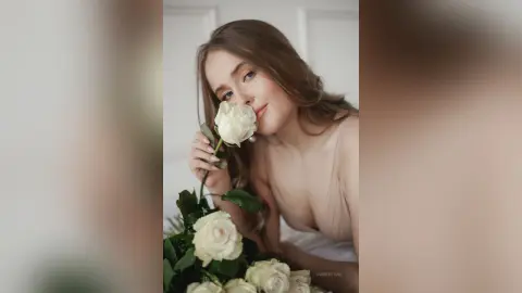 AryaCox — I love roses 🌹🌹🌹