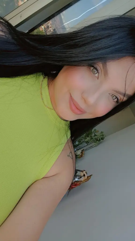 Angela_wjak — Streamate Photos