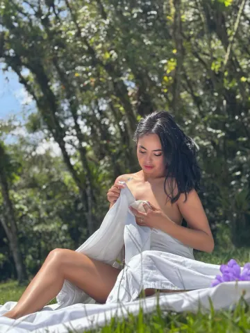 Eva_R — Streamate Photos
