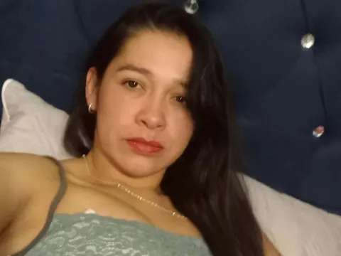 VictoriaCruzL cam model