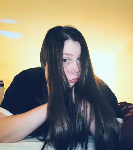 chillnsmoke — Streamate Photos