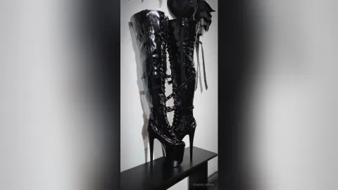 DominaJones — Boots