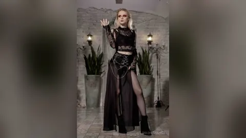 DoloresPalmer — Goth girl