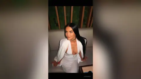 JasminRey — Me)