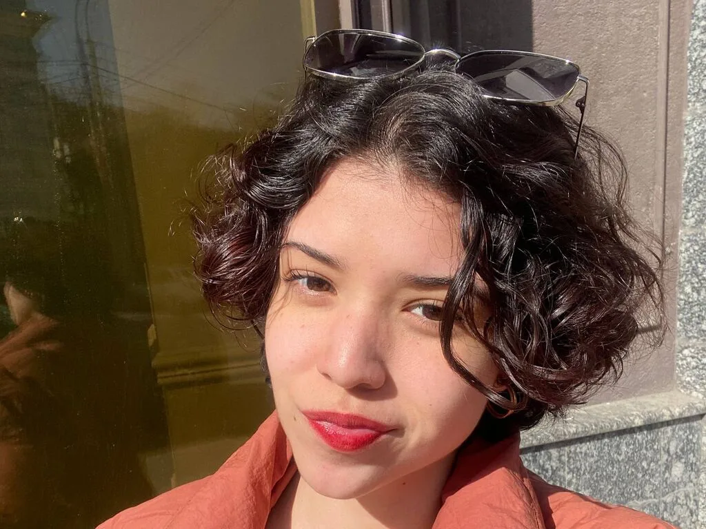 MarianeHadson — live cam