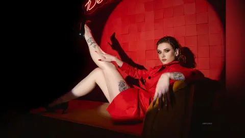 AnnyGaris — Red passion