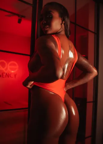 VenusMillan — Streamate Photos