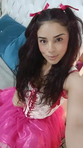 AmelieSimon — Streamate Photos