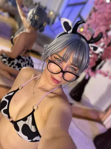ManelykSwift19 — Streamate Photos