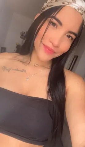 Daniellapic — Streamate Photos