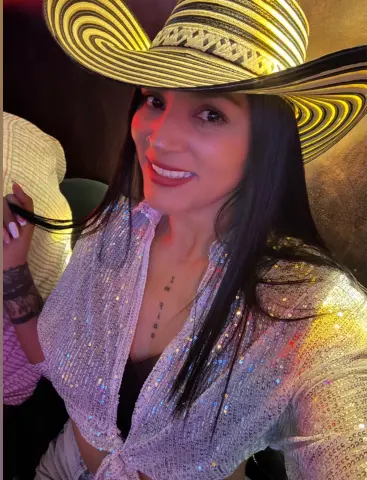 ChristalMoon — Streamate Photos