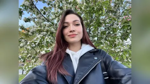 EmiliaRhodes — ❤️