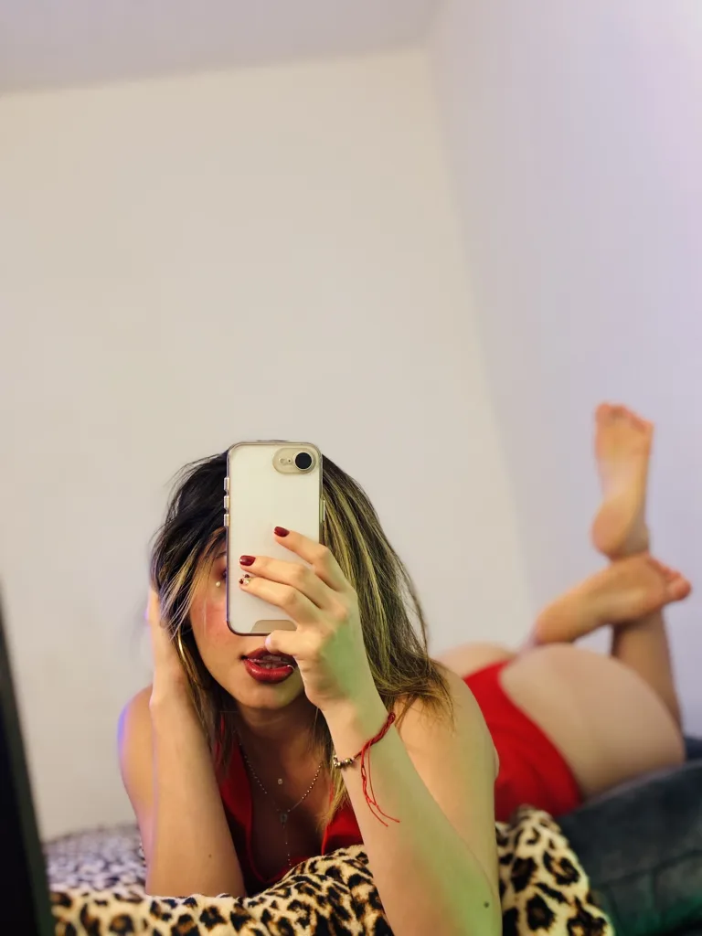 Ivycoxx — Streamate Photos