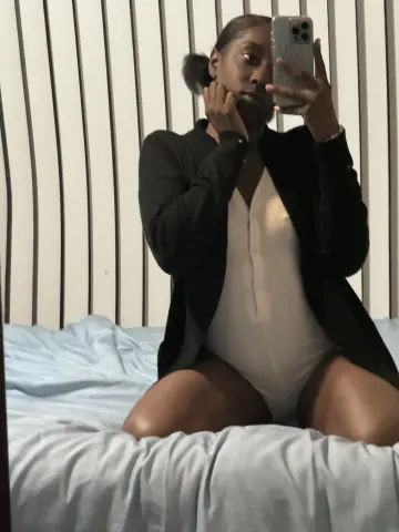cherryianna — Streamate Photos