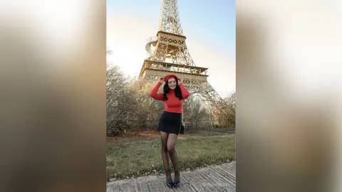 AngelinaKunis