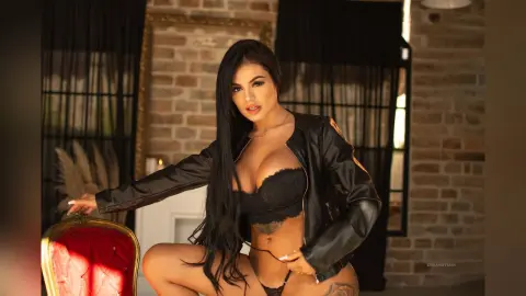 ErikaHoffman — The hottest there is😈🥵