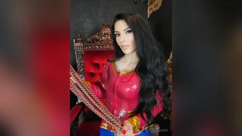 DavinaFraser — Latex lover!