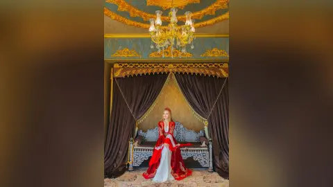 ChloeRichardson — Royalty