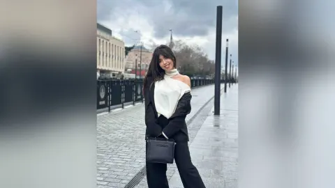 ClaireJenner — Istanbul 🤍