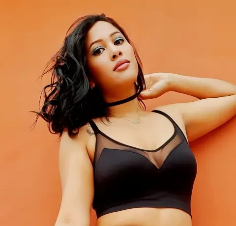 innasantos — Streamate Photos