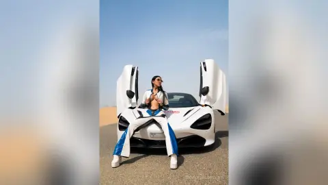 GiovanaRodriguez — I'm speeding, baby.