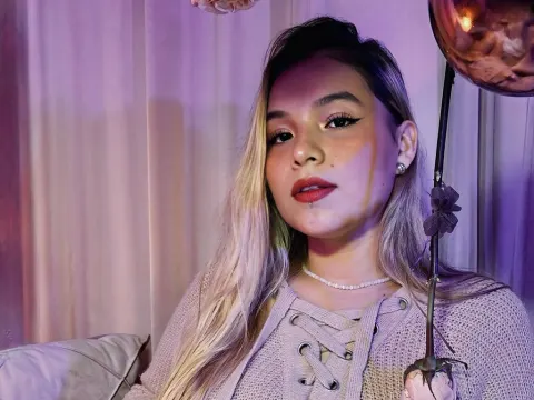 SusieJohns cam model