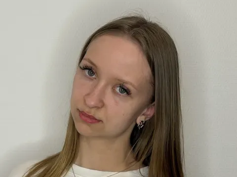 AundreaMoczo cam model