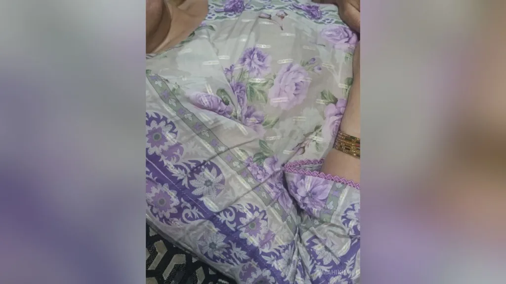 MahiKimi — desi young house wife