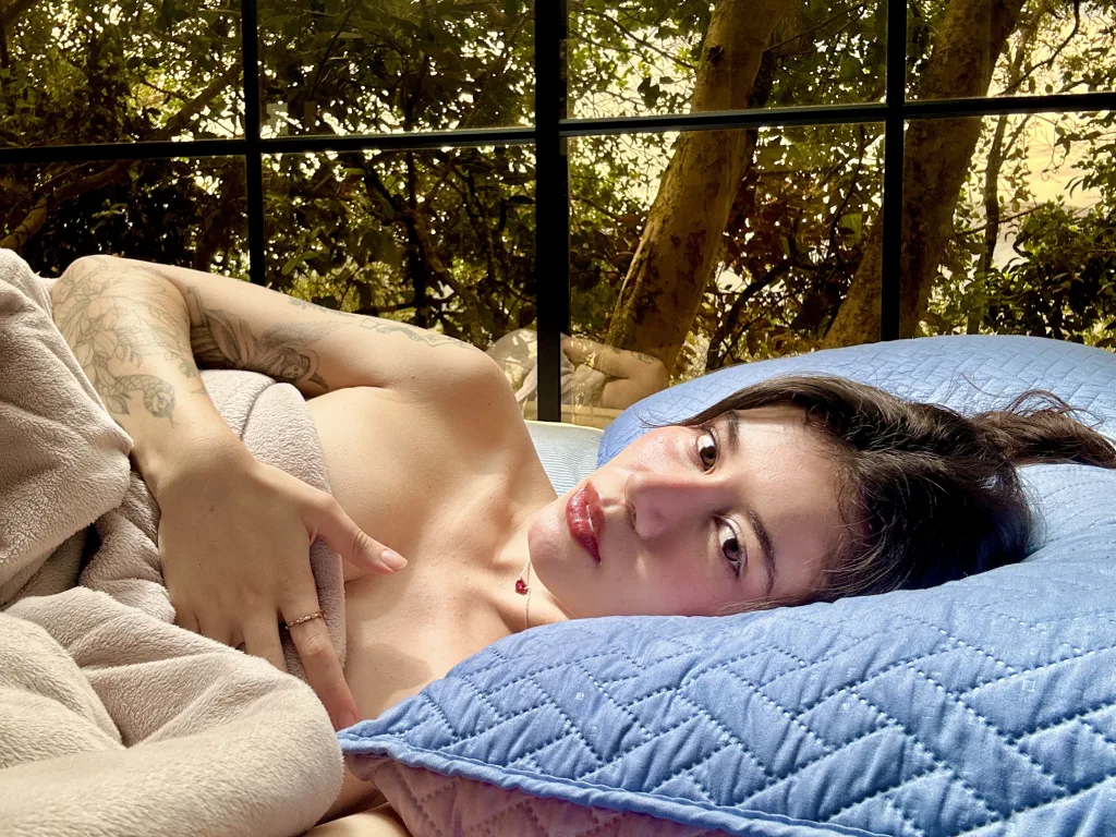 ShyRossiee — Streamate Photos
