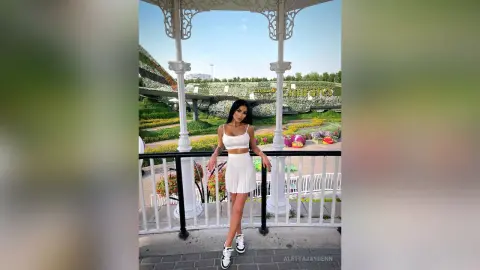 AlettaJaydenn — Holiday