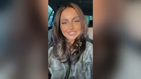 Rita — Satin softness..