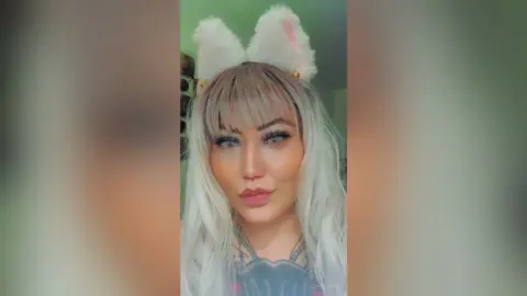 LexieAcosta — Me