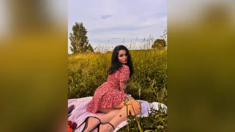 MiaOliveres — Summer country 🦋