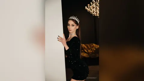 BonnieWest — 👑✨ Queen ✨👑