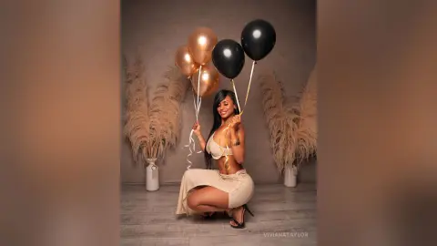 VivianaTaylor — .