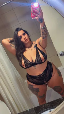 Roxxxiraynee — Streamate Photos