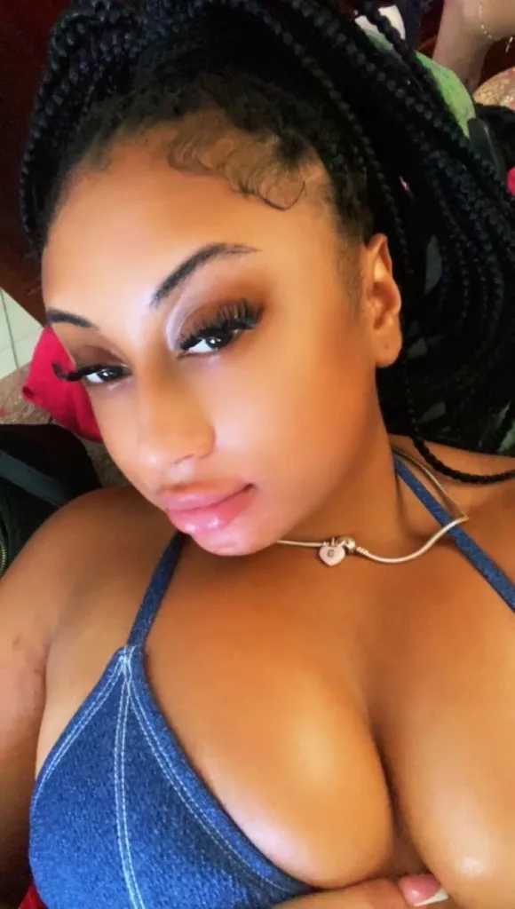 VenusBratt — Streamate Photos