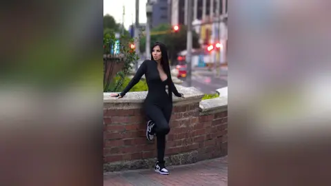 EstefaniaBrown — Black on black 😎