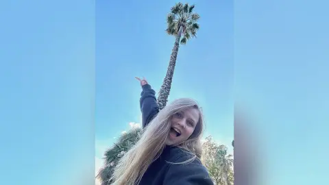JanieWildy — selfie