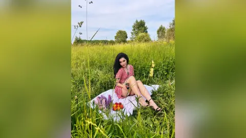 MiaOliveres — Summer country 🦋