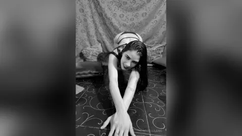 IsabellaJung — isabella 😈😈😈