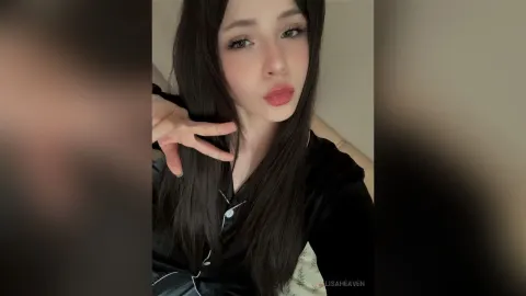 LisaHeaven — Hi everyone!