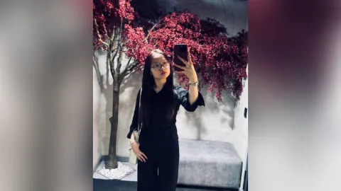 MegSnaples — Flowerss