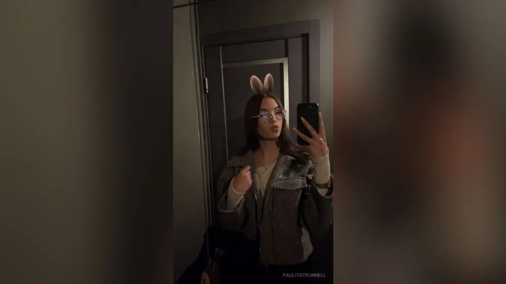 PaulitaTrunnell — live cam