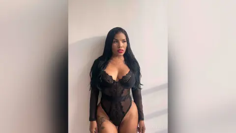 NaomiWest — Pretty🖤