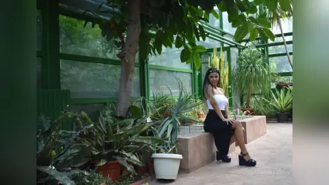 JuliaHayss — juliahayes in park