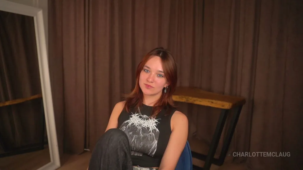 CharlotteMcLaug — live cam